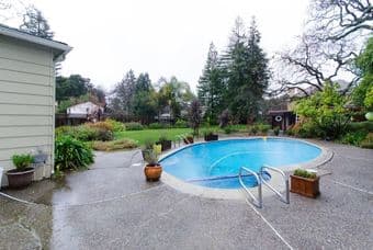 AWESOME roomie needed in our big Menlo Park home!! 3
