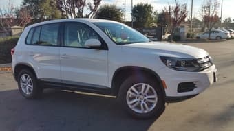 Clean Title 2013 White VW Tiguan 2.0 SUV - $9,300 1