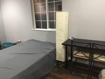 Sunny big room near downtown Redwood City 2
