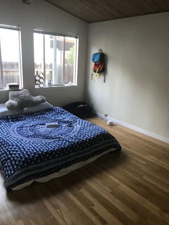 3bdrm, 1bath + 300sqft detached work space on oversized lot 3