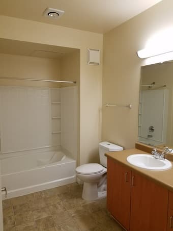 Seeking roommate for apartment by BART in South SF 3