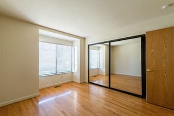 Check out our home! - Private bedroom in a beautiful place :) 2