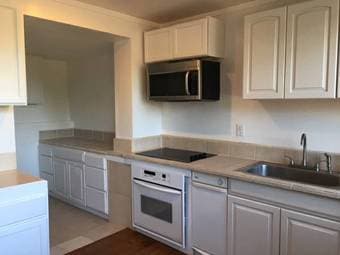 5400ft2 - Woodside Country Mountain Home in Parklike Setting 2