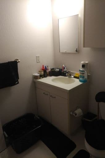 Sublet from March 8 to September 23 3