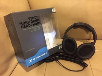 Sennheiser Noise Cancelling Headphone 3