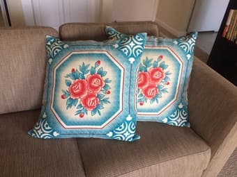 Gorgeous Pillows! 1