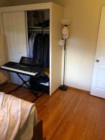 Subletting room in spacious 4BR, 2BA Palo Alto house (~Feb 1-July 31) 2