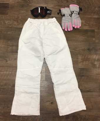 ski pants and goggles all used once. 1