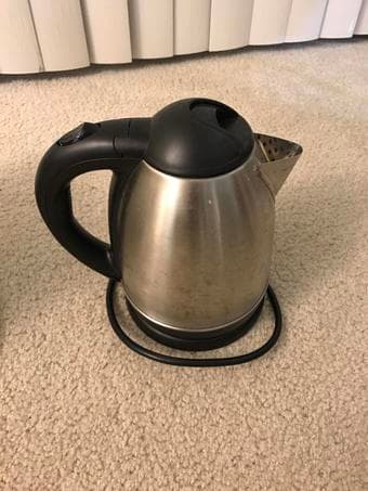 Moving Sale (rice cooker, tea kettle) 2