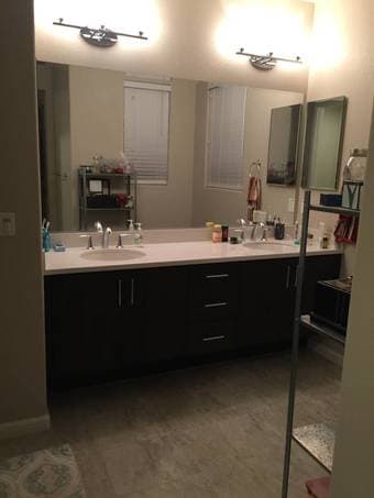 $1500 / 400ft2 - Master Bedroom + Bonus Room (2 people max) w/ Parking 2