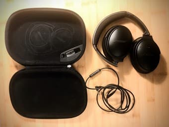 Limited Edition Bose QuietComfort 25 Noise Cancelling Headphones 3