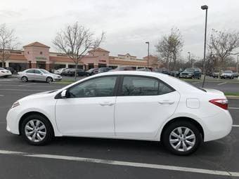 2016 Toyota Corolla LE Seden with 9k miles fremont / union city / newa 3