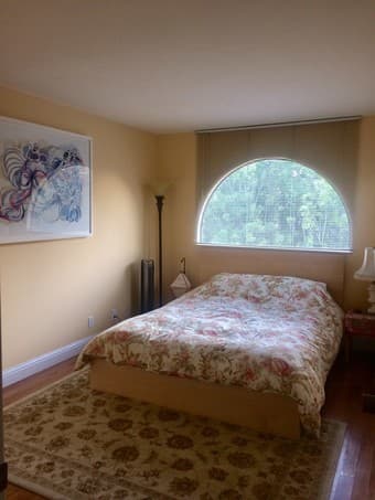 1 BR, private bath in Menlo Park 2