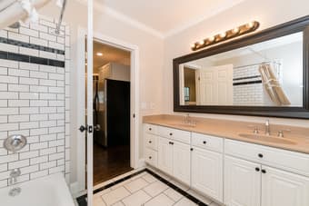 AWESOME roomie needed in our big Santa Clara home!$400 OFF FIRST MONTH 2