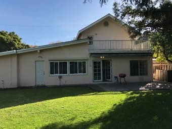 Fantastic housing with great roommates - the bomb dot com! 3