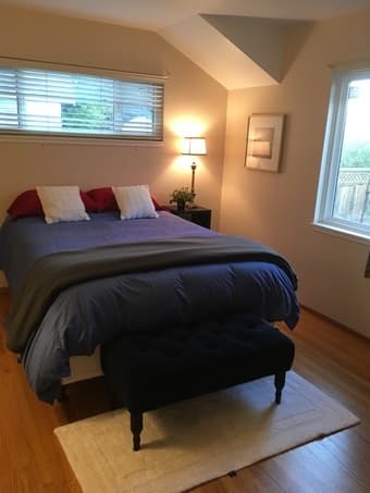 Nice room in beautiful Los Altos Home- Utilities included 3
