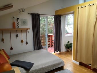 FULLY FURNISHED ROOM WITH ATTACHED PRIVATE BATHOOM AND BALCONY IN PALO 2
