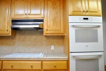 Join our BEAUTIFUL home! 1,225 1