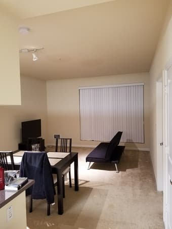 Seeking roommate for apartment by BART in South SF 2