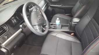 2016 Toyota Camry SE, clean title, good condition - $16,400 3