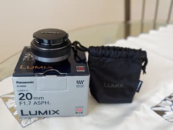 Olympus mirrorless camera and lens 2