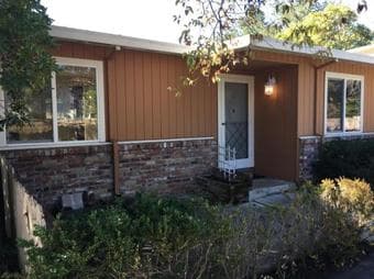 Looking for a great, newly renovated place minutes from Stanford? 1