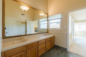 AWESOME roomie needed in our big Burlingame home!! 3
