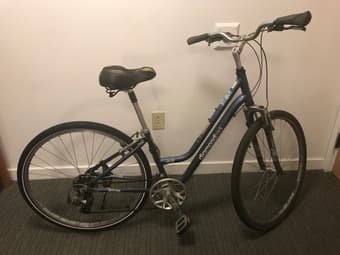 Women's DiamondBack Hybrid Bike $65 OBO 1