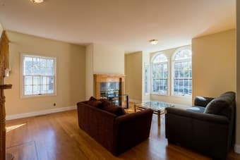 Hello Future Roommate - Big Room for Rent 2