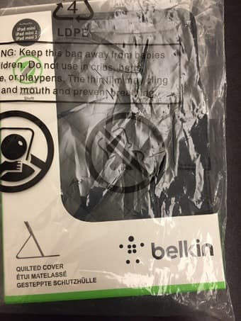 Belkin Quilted Cover with Stand for iPad mini (black) 1