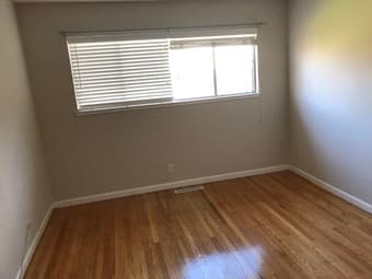 Big room and amazing roommates--come meet us! 1