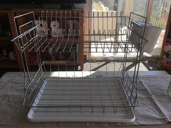 DISH DRAINER (TWO LEVELS) 1