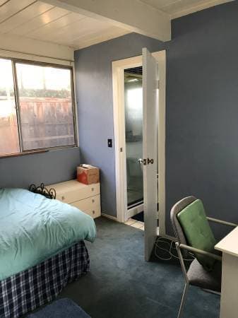 144ft2-Available NOW furnished room with private bath in large house 3