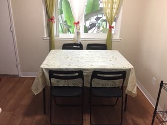 4 Piece dining set - foldable 1