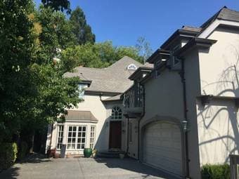 Large rooms in house just 2 miles from campus! 1
