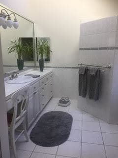 Menlo Park Private Master Suite w/ Private Bath 3