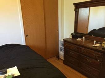 One Bedroom Sublease (w/GARAGE PARKING) near El Camino (March-July) 3