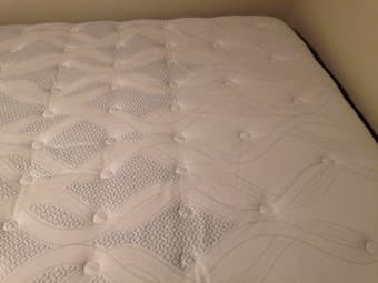 Queen Sealy Posturepedic Camerino Plush Mattress with Box Frame 2