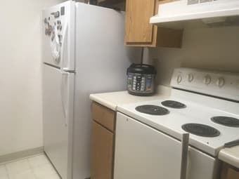 Master Bedroom for Rent in A 2Bed 2Bath Apartment 2