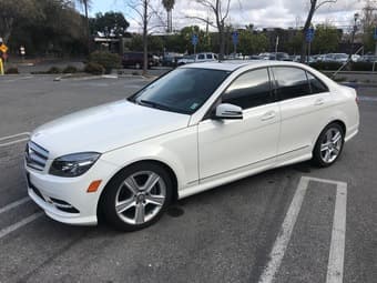 2011 Mercedes-Benz C300 (white) 2