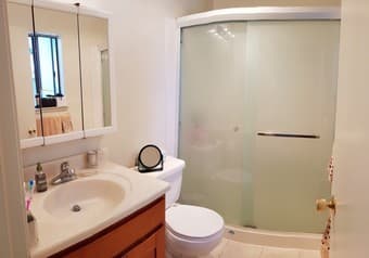 Master bedroom for rent in Mountain View. 2