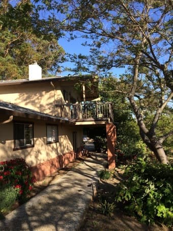 Short- or long-term lease by campus starting Mar3 1