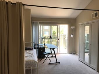 Sunnyvale private room in a 2 story apartment 2