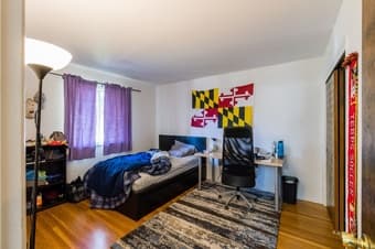 Large home, clean and respectful roommates. - $600 OFF FIRST MONTH 2