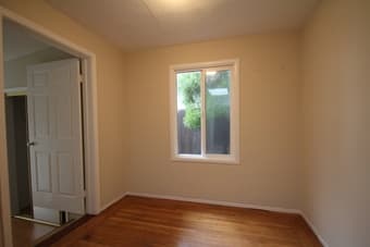 Gorgeous house with friendly housemates! - $990 3