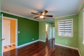 Beautiful house, spacious room with young professionals in Palo Alto f 2