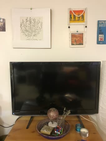 42" LCD TV 1080p 1