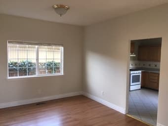 East Palo Alto studio, 400 sq ft, $2000/month including internet/util. 1