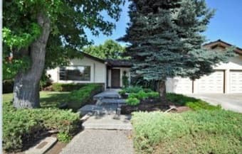 Room available in amazing home -- looking for a new roommate 2