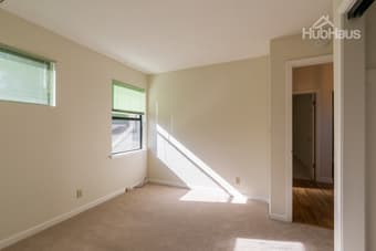 Come live with us in Palao Alto! 1